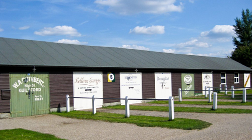 Brooklands, racing lock-ups