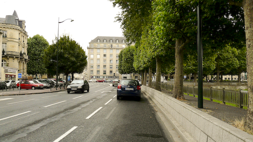 Caen circuit: nearing the first corner